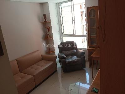 Apartamento de 3 alcobas en venta en Laureles, Medellín, 94 m² · foto 10 de 17