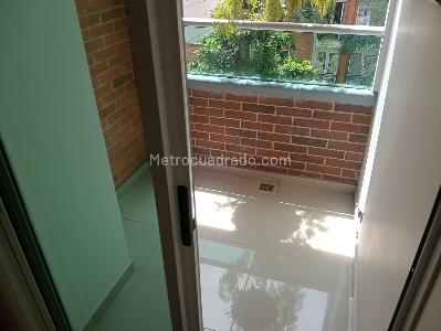 Apartamento de 3 alcobas en venta en Laureles, Medellín, 94 m² · foto 17 de 17