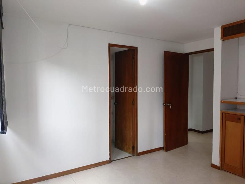 3BR Apartment for Rent in Belún with Elevator & Pool - 8