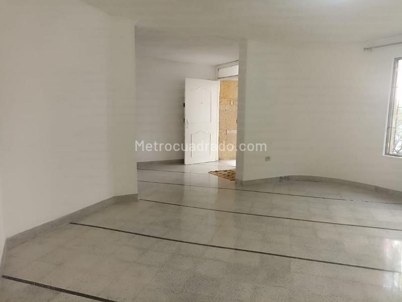 Casa Amplia de 4 Alcobas en Belén - 3