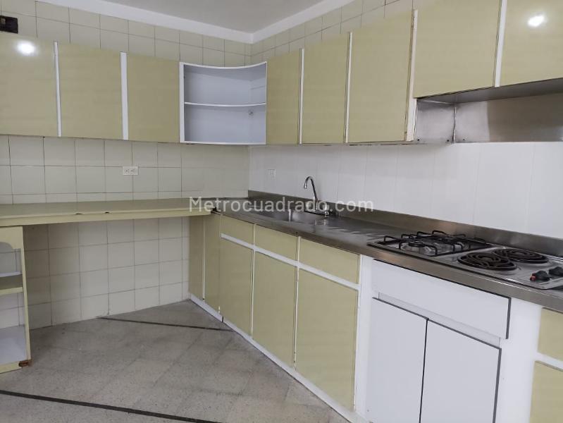 Casa Amplia de 4 Alcobas en Belén - 6