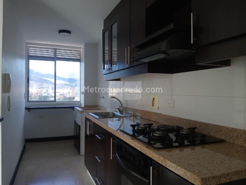 Modern 3BR Apartment in Laureles - 6