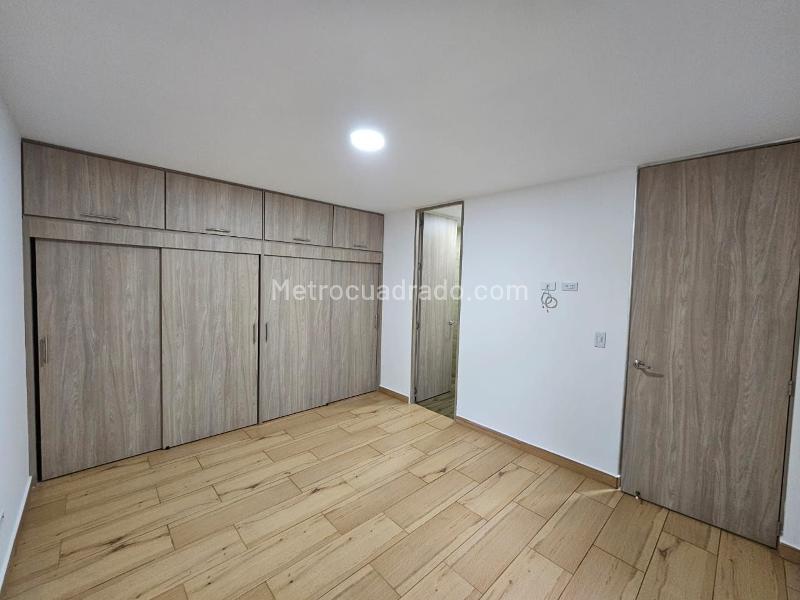 Apartamento de 3 Alcobas con Piscina y Gimnasio en Belén - 4