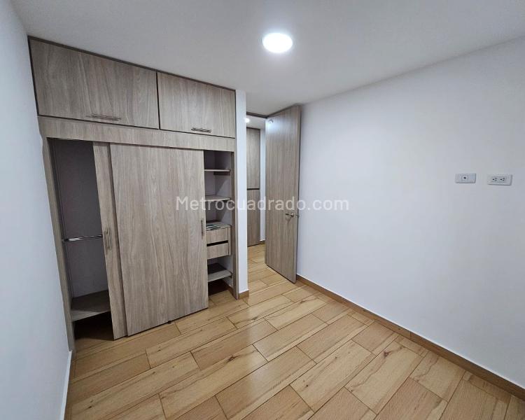 Apartamento de 3 Alcobas con Piscina y Gimnasio en Belén - 8