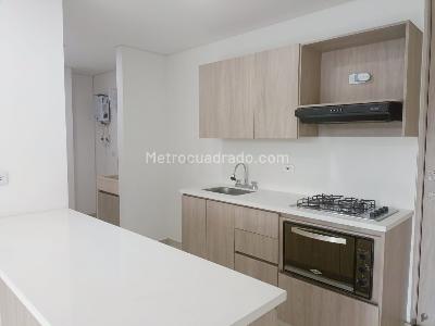 Apartamento en arriendo en Belen, Medellín · foto 5 de 12
