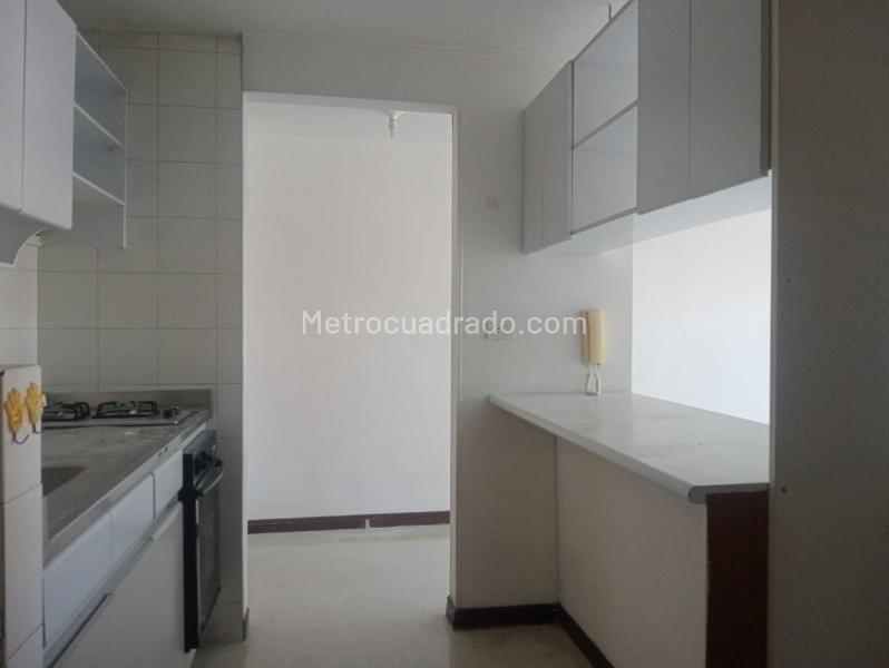 1BR Apartment in LAURELES (50 m²) - 4