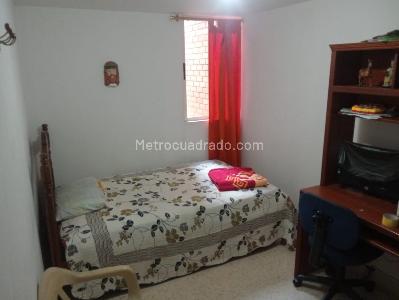 Apartamento de 3 alcobas en venta en Laureles, Medellín, 105 m² · foto 11 de 18