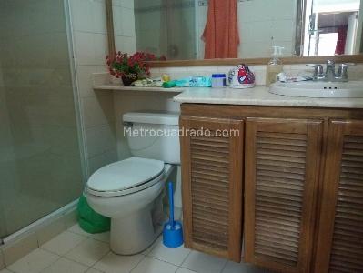Apartamento de 3 alcobas en venta en Laureles, Medellín, 105 m² · foto 16 de 18