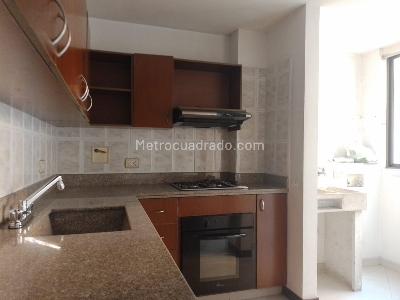 Apartamento de 3 alcobas en arriendo en Laureles, Medellín, 103 m² · foto 4 de 17
