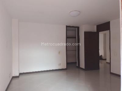 Apartamento de 3 alcobas en arriendo en Laureles, Medellín, 103 m² · foto 7 de 17