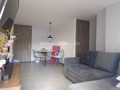 Apartamento de 3 alcobas en arriendo en Itagui, Medellín, 82 m² · foto 3 de 11