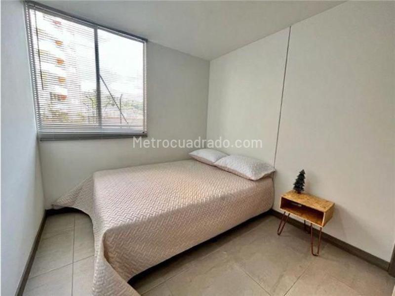 Apartamento Amplio de 3 Alcobas en Itagüí, Santa María No 3 - 8