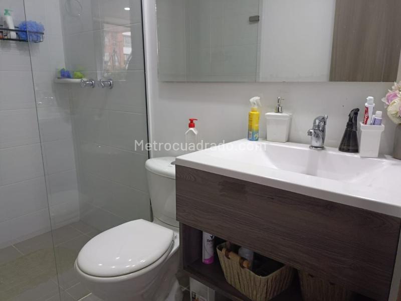 Apartamento Amplio de 3 Alcobas en Itagüí, Santa María No 3 - 9
