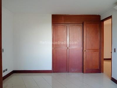 Apartamento de 3 alcobas en venta en Laureles, Medellín, 160 m² · foto 13 de 20