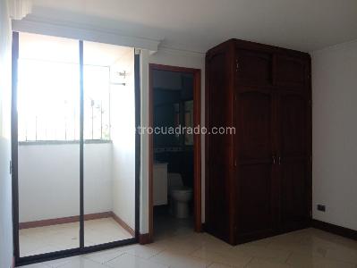 Apartamento de 3 alcobas en venta en Laureles, Medellín, 160 m² · foto 14 de 20