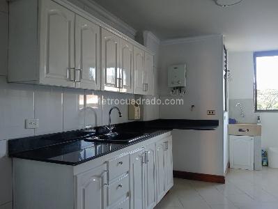 Apartamento de 3 alcobas en venta en Laureles, Medellín, 160 m² · foto 7 de 20