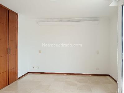 Apartamento de 2 alcobas en venta en Laureles, Medellín, 75 m² · foto 10 de 18