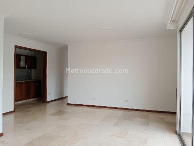 Apartamento de 2 alcobas en venta en Laureles, Medellín, 75 m² · foto 4 de 18