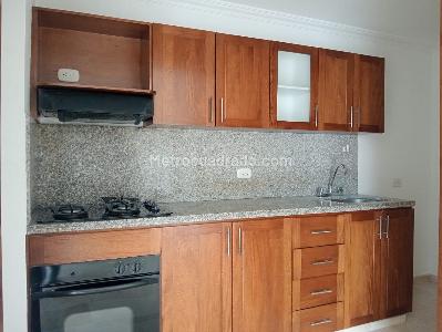 Apartamento de 2 alcobas en venta en Laureles, Medellín, 75 m² · foto 6 de 18