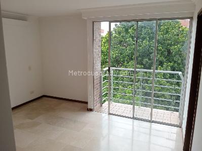 Apartamento de 2 alcobas en venta en Laureles, Medellín, 75 m² · foto 9 de 18