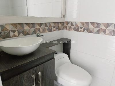 Apartamento de 3 alcobas en arriendo en Belen, Medellín, 70 m² · foto 16 de 18