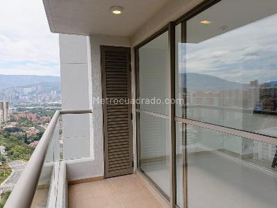 Apartamento de 3 alcobas en arriendo en Belen, Medellín, 70 m² · foto 17 de 18
