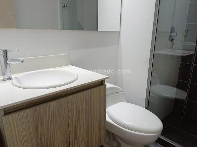 Apartamento de 3 alcobas en arriendo en Belen, Medellín, 84 m² · foto 16 de 19