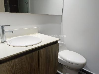 Apartamento de 3 alcobas en arriendo en Belen, Medellín, 84 m² · foto 17 de 19