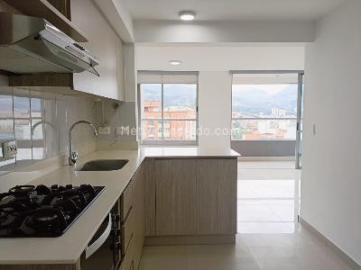 Apartamento de 3 alcobas en arriendo en Belen, Medellín, 84 m² · foto 8 de 19