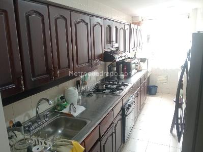 Apartamento en venta en Laureles, Medellín · foto 7 de 20