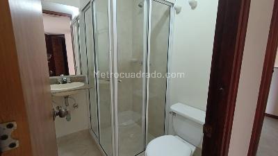 Apartamento de 2 alcobas en venta en Laureles, Medellín, 52 m² · foto 10 de 10