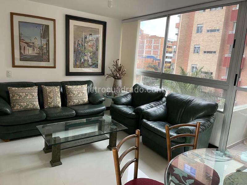 Apartamento Amoblado de 2 Alcobas con 3 Baños en Laureles (Lorena) - 2
