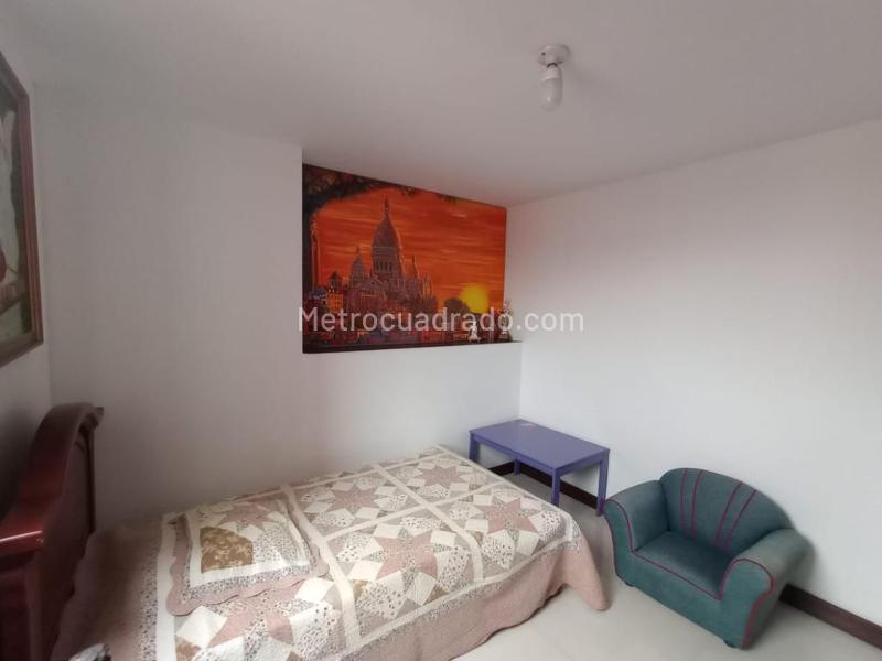 Apartamento Amoblado de 2 Alcobas con 3 Baños en Laureles (Lorena) - 7