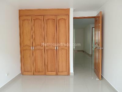 Apartamento de 3 alcobas en venta en Laureles, Medellín, 110 m² · foto 10 de 16
