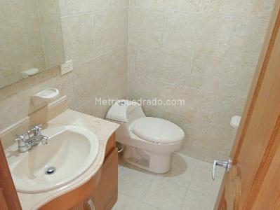 Apartamento de 3 alcobas en venta en Laureles, Medellín, 110 m² · foto 13 de 16