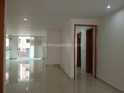 Apartamento de 3 alcobas en venta en Laureles, Medellín, 110 m² · foto 3 de 16