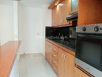 Apartamento de 3 alcobas en venta en Laureles, Medellín, 110 m² · foto 8 de 16