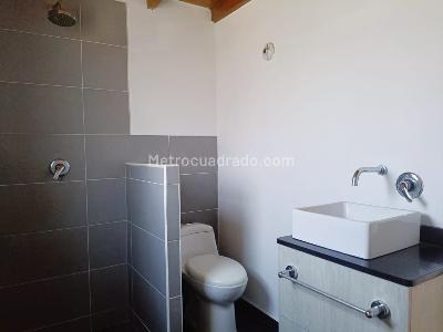 Casa de 3 alcobas en venta en Belen, Medellín, 150 m² · foto 12 de 18