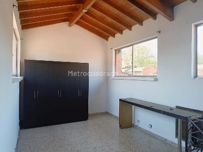 Casa de 3 alcobas en venta en Belen, Medellín, 150 m² · foto 16 de 18