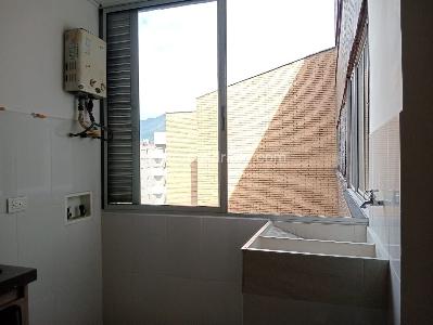 Apartamento de 3 alcobas en arriendo en Laureles, Medellín, 135 m² · foto 17 de 17