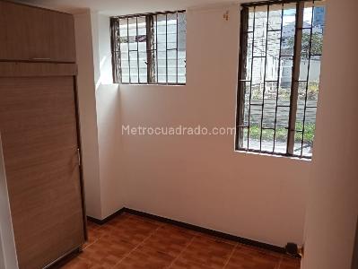 Apartamento de 4 alcobas en venta en Laureles, Medellín, 103 m² · foto 12 de 17