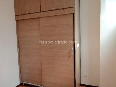 Apartamento de 4 alcobas en venta en Laureles, Medellín, 103 m² · foto 14 de 17