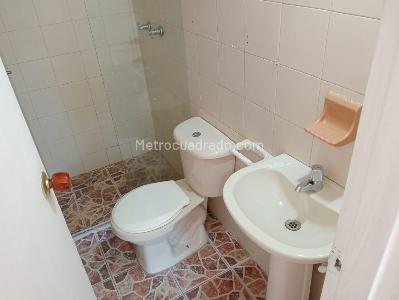 Apartamento de 4 alcobas en venta en Laureles, Medellín, 103 m² · foto 16 de 17