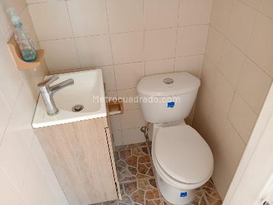 Apartamento de 4 alcobas en venta en Laureles, Medellín, 103 m² · foto 17 de 17