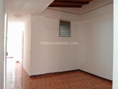 Apartamento de 4 alcobas en venta en Laureles, Medellín, 103 m² · foto 2 de 17