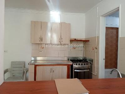 Apartamento de 4 alcobas en venta en Laureles, Medellín, 103 m² · foto 3 de 17