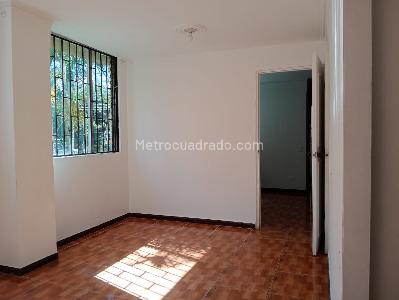 Apartamento de 4 alcobas en venta en Laureles, Medellín, 103 m² · foto 8 de 17