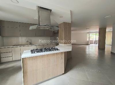 Apartamento de 3 alcobas en venta en Laureles, Medellín, 152 m² · foto 6 de 20