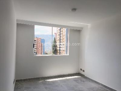 Apartamento de 3 alcobas en venta en Belen, Medellín, 93 m² · foto 12 de 18