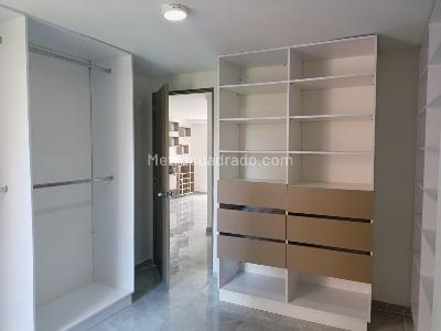 Apartamento de 3 alcobas en venta en Belen, Medellín, 93 m² · foto 13 de 18
